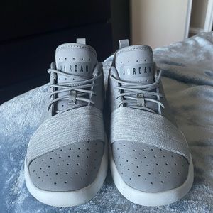 Big Kids Nike Air Jordan Breakout BG Grey